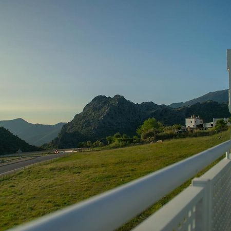 Alojamiento Rural El Respiro "Calma" Benaocaz Eksteriør bilde